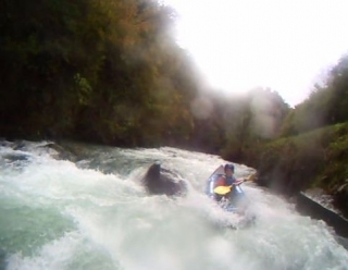  Gave du Larrau 的皮划艇筏